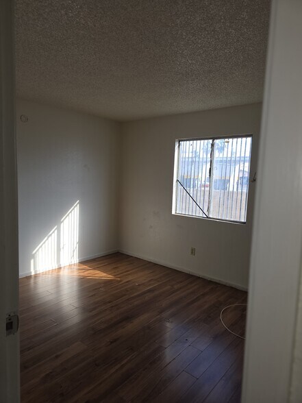 Building Photo - 2512 Carroll St