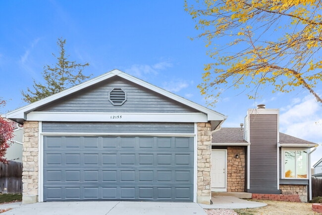 Building Photo - 12155 Elm Way