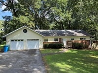 Building Photo - 3544 Raymond Dr