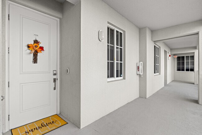 Building Photo - 5651 Double Eagle Cir