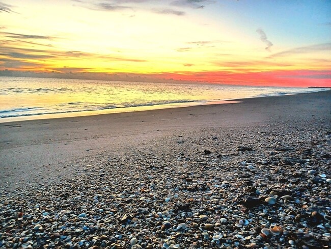 Building Photo - Vero Beach Rentals. Vero Beach Rent, LLC and Property Management Company