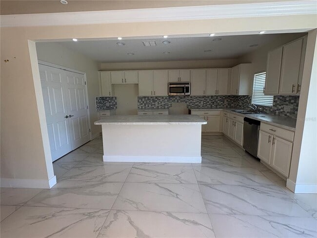 Building Photo - 2237 Cypress Lake Pl