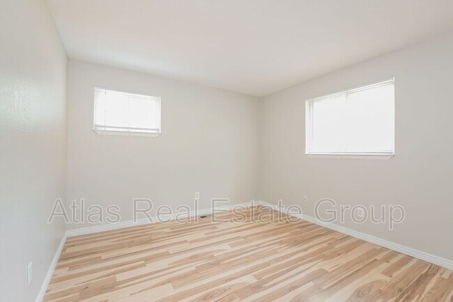 Building Photo - 16571 E Asbury Pl