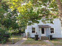 Building Photo - 319 E Forest Ave