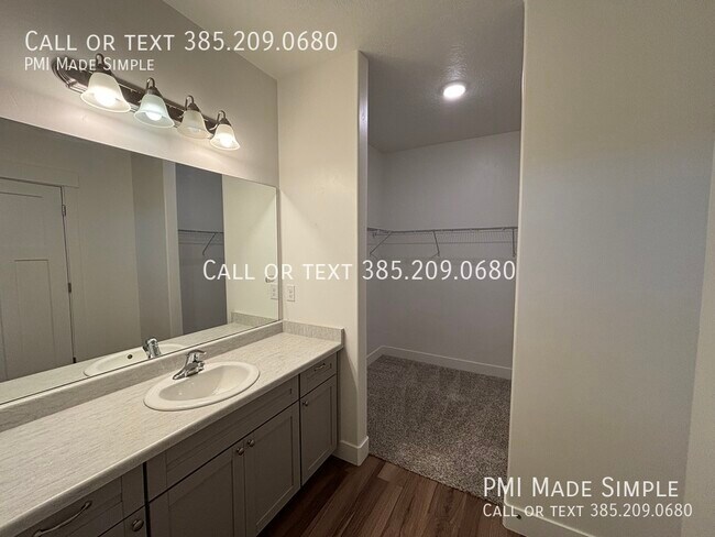 Building Photo - 1985 N 3330 W