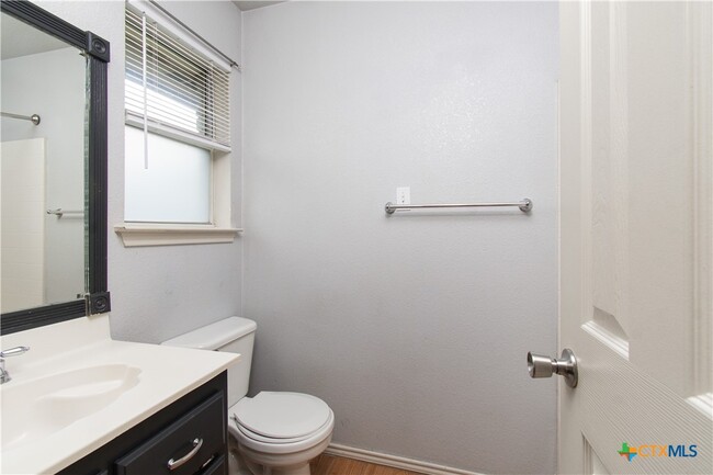 Building Photo - 4608 Bowles Dr