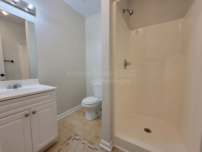 Building Photo - 3239 Osborne Rd NE