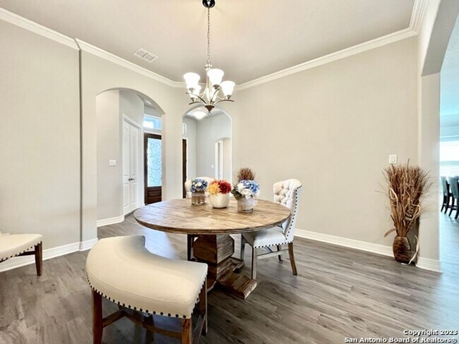 Building Photo - 30527 Setterfeld Cir