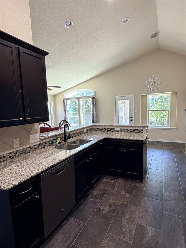 Building Photo - 1313 Fawn Lily Dr