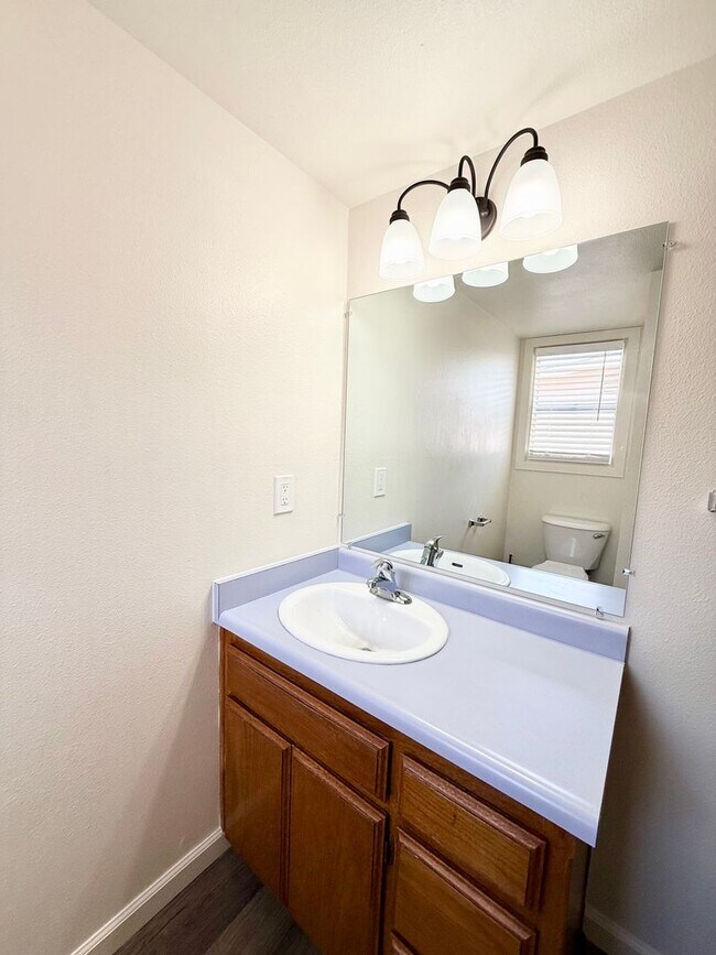 Building Photo - G232-P