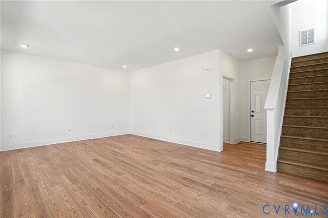 Building Photo - 11927 Evening Loop