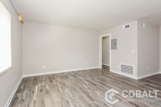 Building Photo - 3586 Jackson St