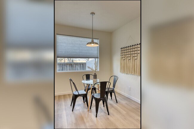 Building Photo - 4913 E 6th Ave