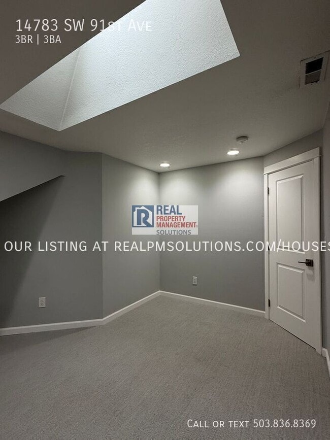 Building Photo - 14783 SW 91st Ave