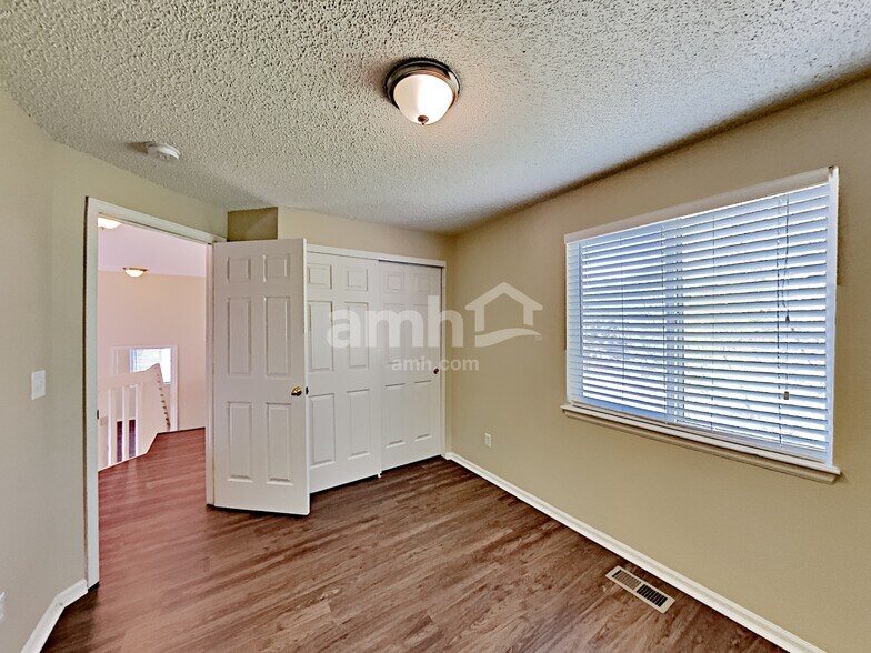 Building Photo - 5060 E 118th Ave