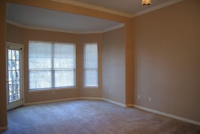 Building Photo - 3106 Scarlet Oak Cove