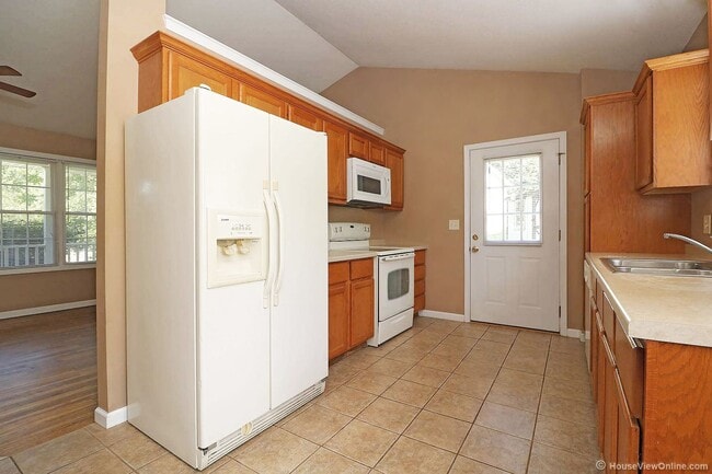Building Photo - House In Cape Girardeau