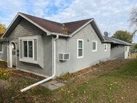 Building Photo - Townhome for Rent in Papillion