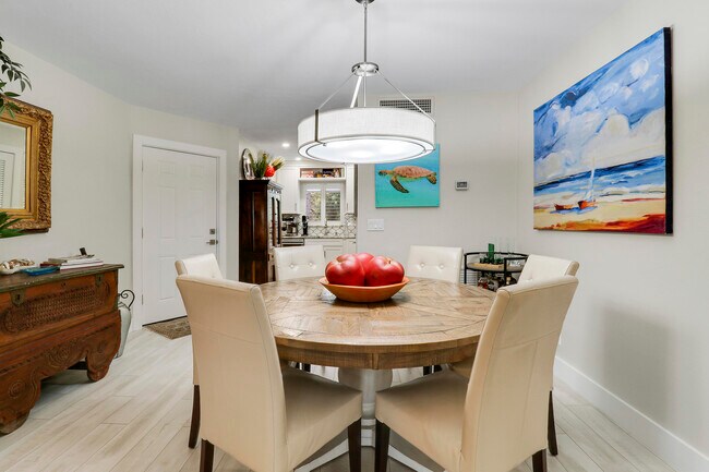 Building Photo - 1 Garden St