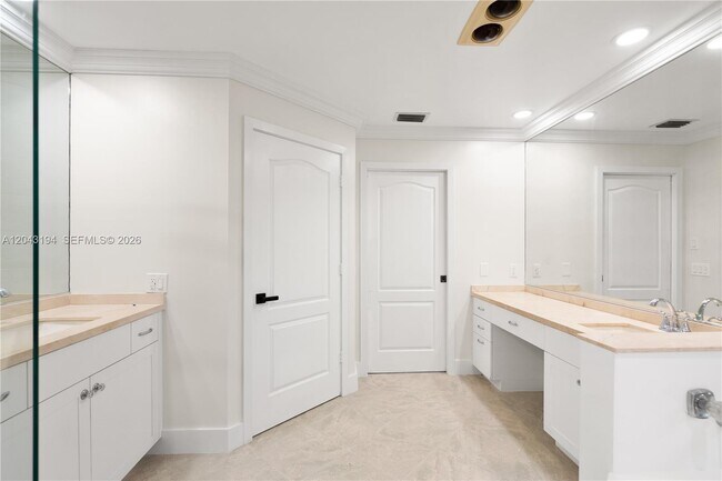 Building Photo - Deerwood Lane, Weston, FL 33326 - 4 BR 2.5 BA house