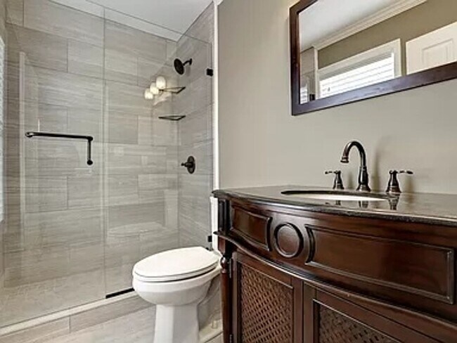 Building Photo - Charming 3BR House in Atlanta