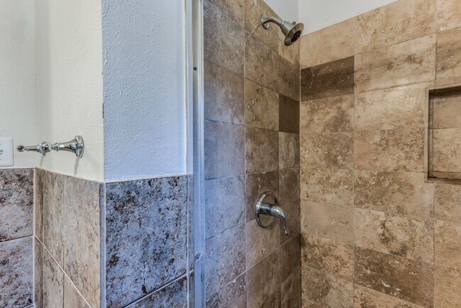 Bathroom - 2027 Sheridan St