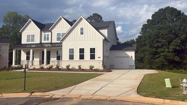 Building Photo - 5365 Travers Ln