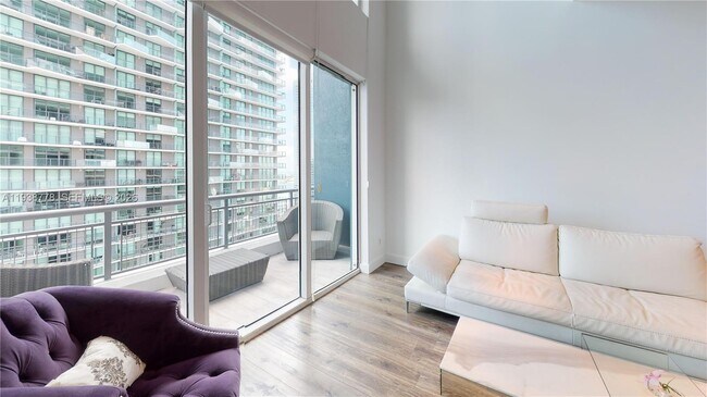 Building Photo - 60 SW 13th St