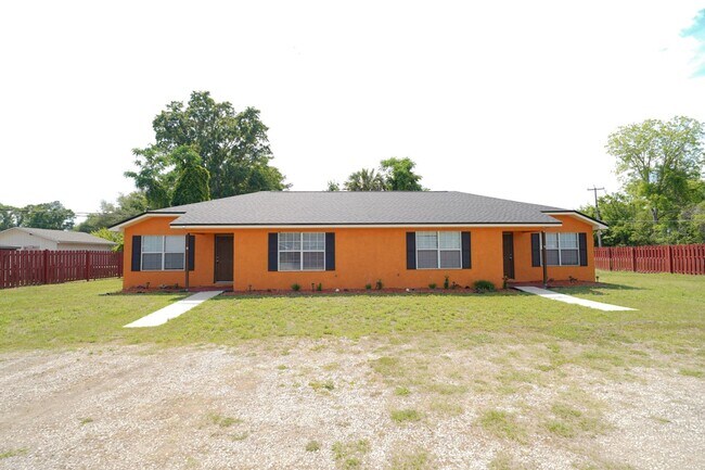 Building Photo - 3178 N Ridge Rd