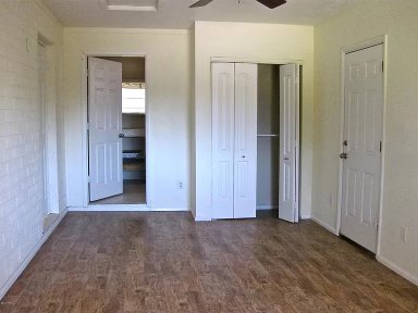 Building Photo - 18028 N Villa Rita Dr
