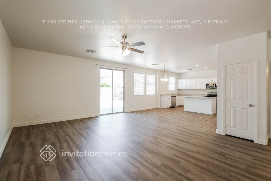Building Photo - 1806 E Patrick Ln