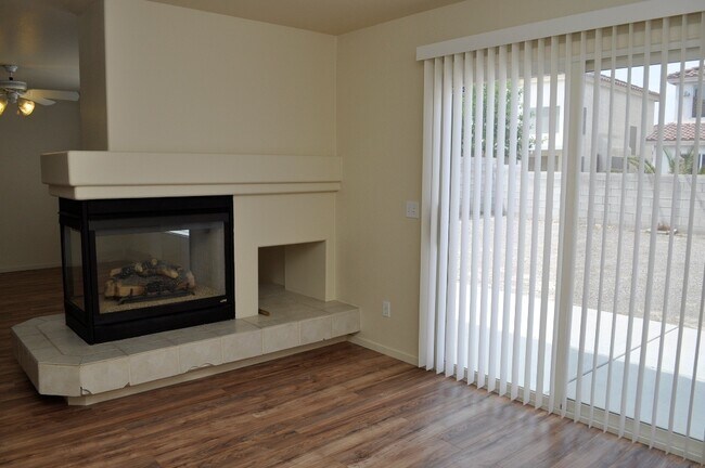 Building Photo - 10137 Maidens Wreath Ct