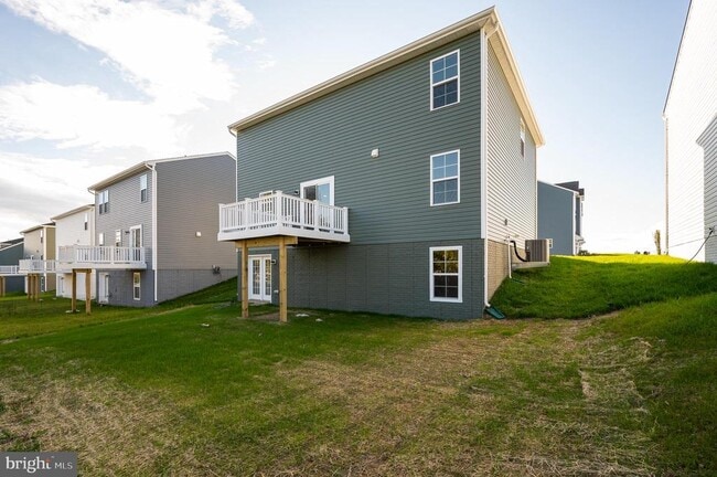 Building Photo - 192 Ludgate Mnr