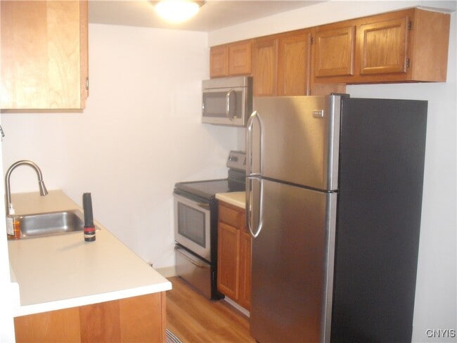 Building Photo - 397 Village Blvd N