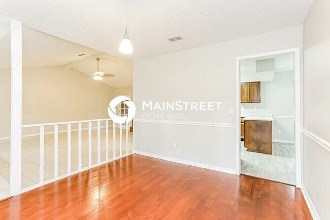 Building Photo - 4 Bedroom Pet-Friendly Home in FLEMING ISLAND, FL with Main Street Renewal