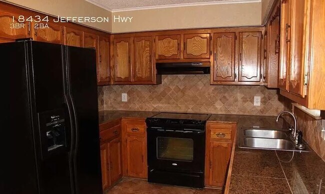 Building Photo - 18434 Jefferson Hwy