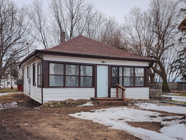 Building Photo - (RENT-TO-OWN AVAILABLE):