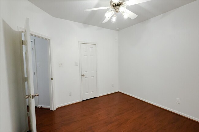 Building Photo - 14 W Archwyck Cir