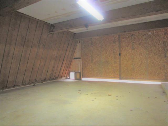 Building Photo - 206 Solar Way