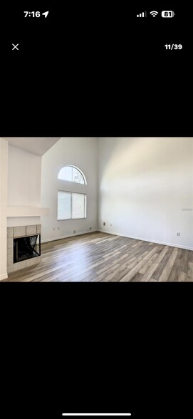 Building Photo - 2216 Stonington Ave