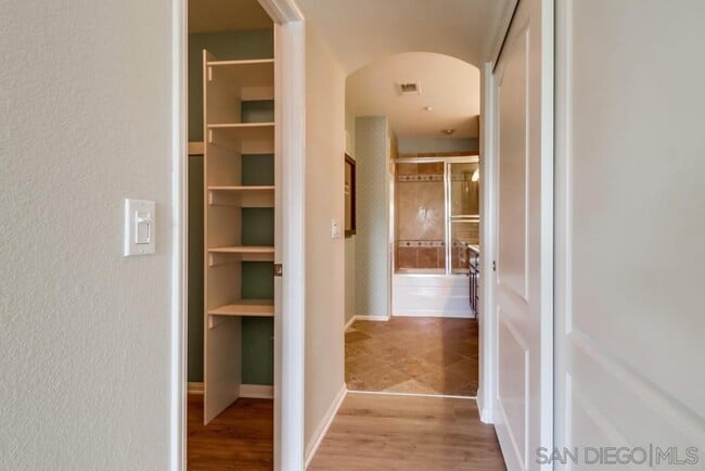 Building Photo - 2174 Desert Hare Ct