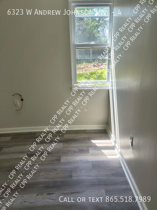 Building Photo - 6323 W Andrew Johnson Hwy