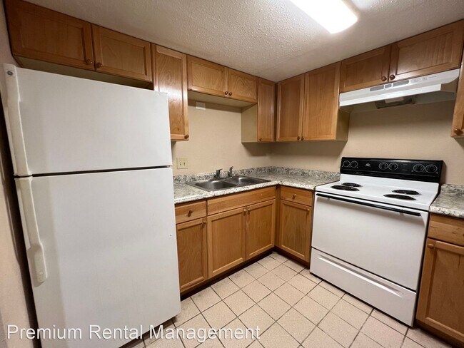 Building Photo - 2 br, 1.5 bath House - 3766 Aristotle Ave