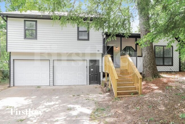 Building Photo - 3075 Sumit Wood Dr NW