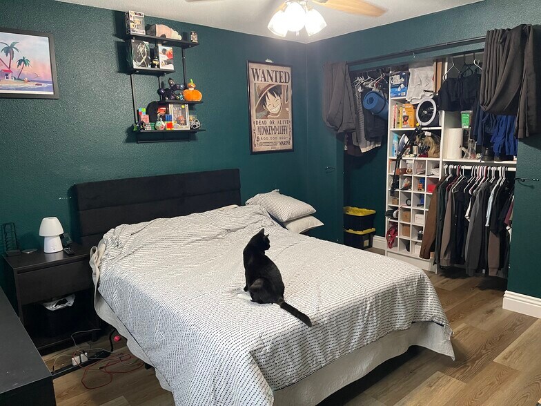 Building Photo - 4429 Tremont St