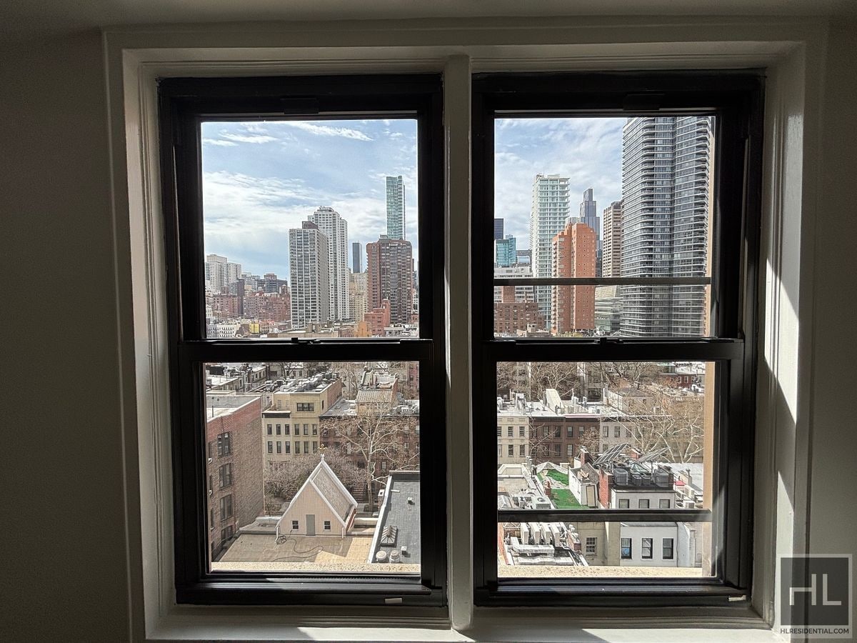 Building Photo - EAST 63 STREET