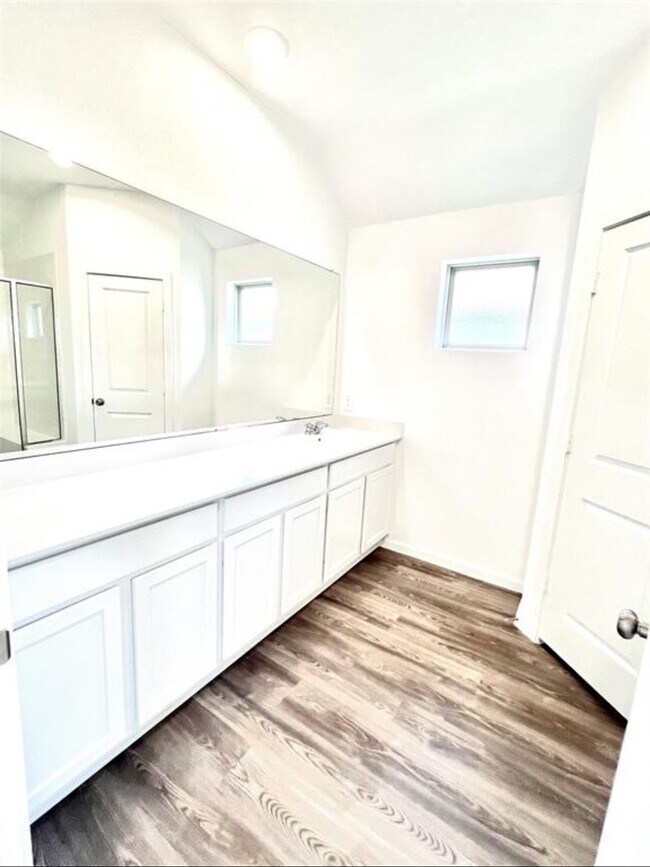 Building Photo - 22445 Mountain Pne Dr