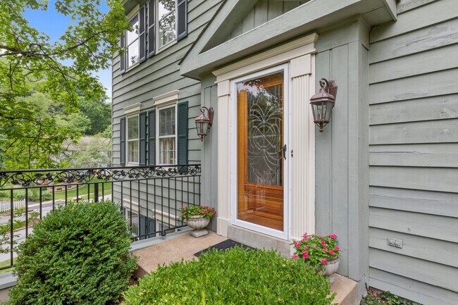 Building Photo - 12819 Huntercreek Rd