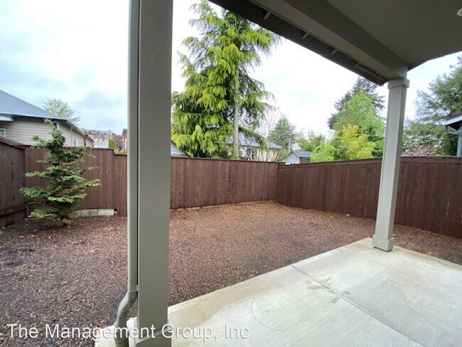 Building Photo - 3 br, 2.5 bath House - 5613 NE 58th Way