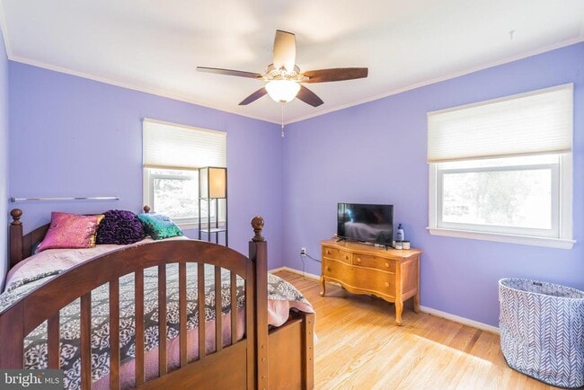 Building Photo - 7011 Hadlow Dr